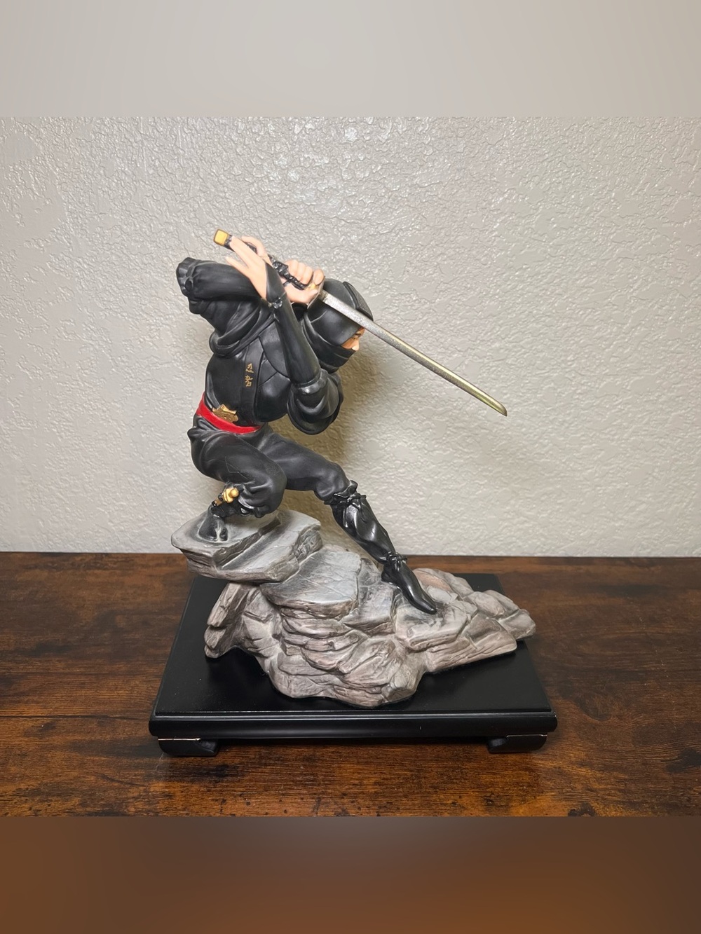 Vintage Franklin Mint “Ninja” by Sum Nakamura Figurine Porcelain Collectible